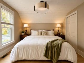Astra Cottage Hot Tub 2BR Near Downtown TART Trail Grill - 6