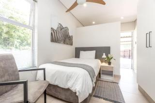 Fourways Executive Studio - Secure, modern unit - 0