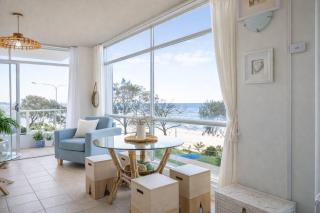 Coastal Retreat with Panoramic Ocean Views and Pool - 8