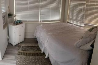 Cozy New Smyrna Beach Retreat Near Ocean and Flagler Avenue Perfect for Couples - 2