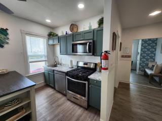 Seaside Grand Escape- Beach Block! Walk to Ocean Casino - 7