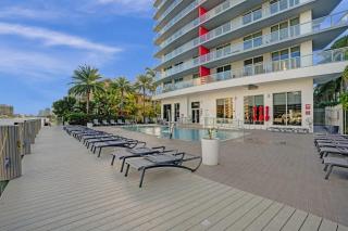 Lovely Ocean View 1 BDR Resort Beach Pool Gym 2708 - 4