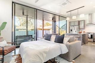 Private Downtown Compound with Pool and Guesthouse - 2