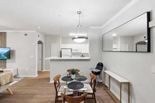 2BR Dallas Escape Near Downtown with Pool Access - 5