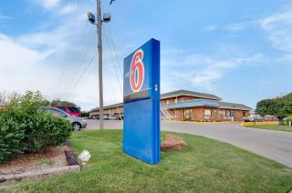Motel 6-Salina, KS - Salina - 4