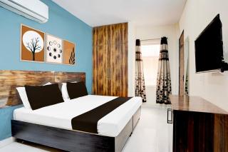 Hotel O Super Silverkey Galleria Market - 9