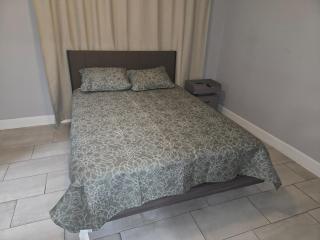 Flawless one bedroom apartment! - 3