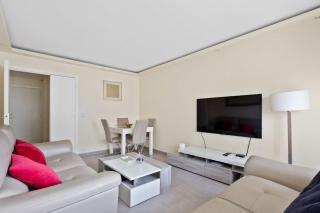 Appartement climatise Balcon Vue Tour Eiffel - 9