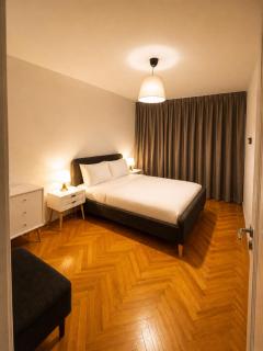 Riviera Park Retreat - 4