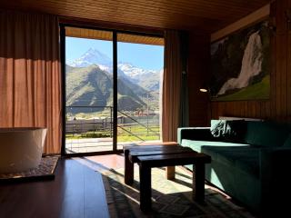Checkin Kazbegi - 2