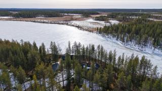 Pitkälampi Private Lake Lodge - 7