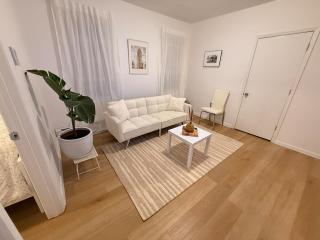 Spacious 2BR Getaway Easy Access to NYC & Newark - 0
