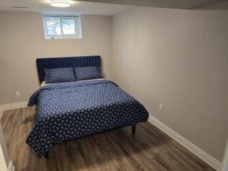 Cozy 2 Bedroom Suite - near Bayview & Steeles & Finch Station - 3
