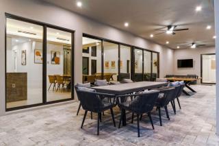 Miami Ultra Villa w Pool Movie Theater Pickle Ball - 7