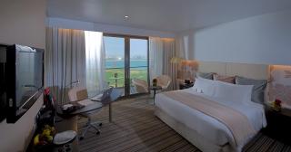 Crowne Plaza Yas Island by IHG - 6