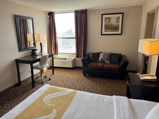 Quality Inn & Suites Escanaba North - 2