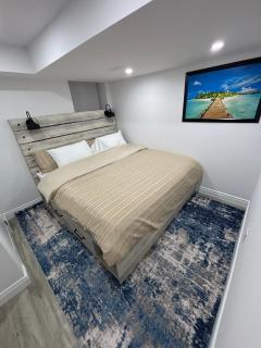 Luxury Guest Suite - 7