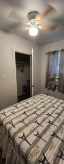 Hidden Gem Private Yard Free Parking No Animal Fee - 3