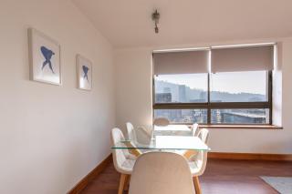 Large apartment with panoramic views - 4