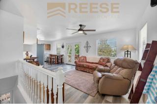 Central Lakeside Home - 8