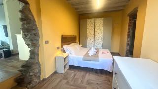 Lakefront, Wi-Fi & Private Parking - La Grotta sul Lago - 5