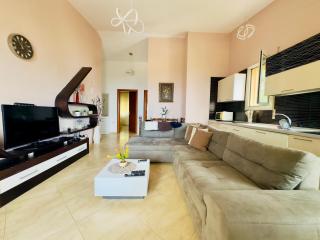 Vlorë - Sea-view comfortable 2 double bedrooms apartment with balcony - GGpremiumstays - 6
