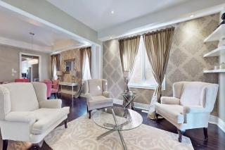 Luxury 3BR Retreat with Gym and Near Highway - 3