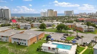 Gulf Terrace Getaway by AvantStay - 6