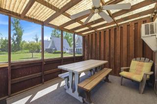 Chalet #56 Screened Porch Pool & Resort Amenities - 9
