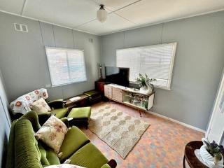 River Cottage on Cherry - Pet Friendly - 4