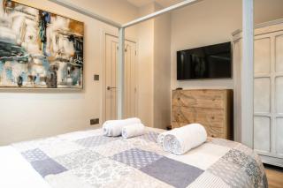 Old Bank Flat -Beautiful Cotswold apartment - 4