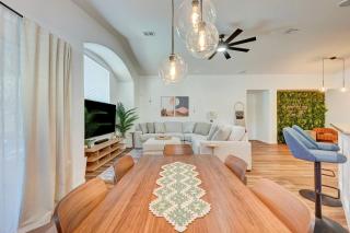 Good Day Stay, Pool, Hot tub, Travelers Perfect Home - 3