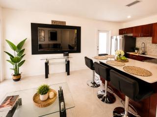 Miami 2BR Home l Jackson Hospital l Parking - 4
