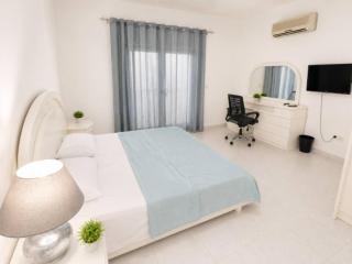 Chic Stays - Seaview 4BR Villa in Ghazala Bay - 5