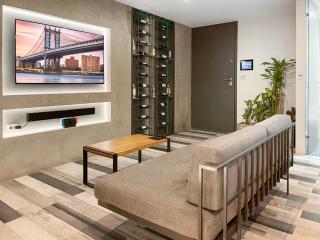 Modern Apartment in Astorga, Walk to Provenza - 2