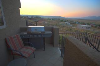 Desert Frontier with Garage, Boat Space, & WFH Workspace - 2