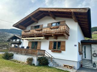 Chalet with Mountain View - 3
