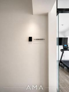 Cozy & Modern Apartment Near Everything - 5