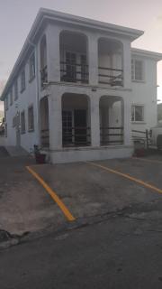 Apt 4 Washington Ave - 4