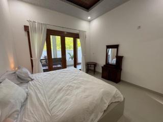 2 Bedroom House In Bebayu Beach - 1