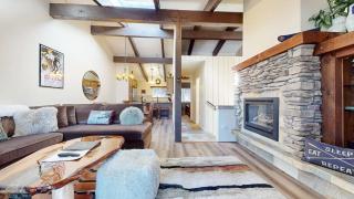 Mammoth Estates 4 Bedroom Condos - Great for Families! - 5