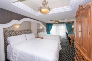 Holiday Inn Queretaro Centro Historico by IHG - 8
