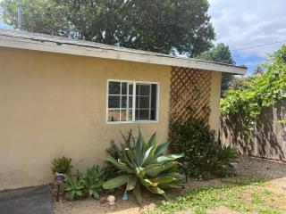 Inglewood Oasis Casita - 5
