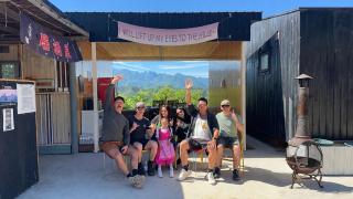 Black Stone Hilltop Great Wall Lodge - 1