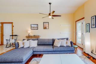 Sherry Road Retreat - 7
