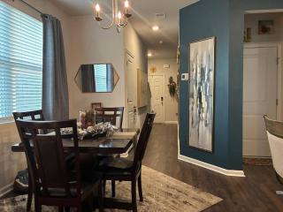 3BR Townhouse 3 min to I-20, exit 11 - 0
