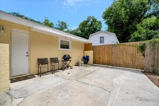 Quiet Studio near Beaches & St Armands Circle - 4