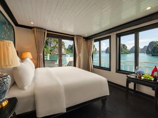Cozy Bay Cruise - 0