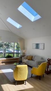 Modern Luxury Spacious 3 Bedrooms- Indoor Parking - 6