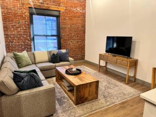 Brick and Bed - Riverfront Loft District, H505 - 3